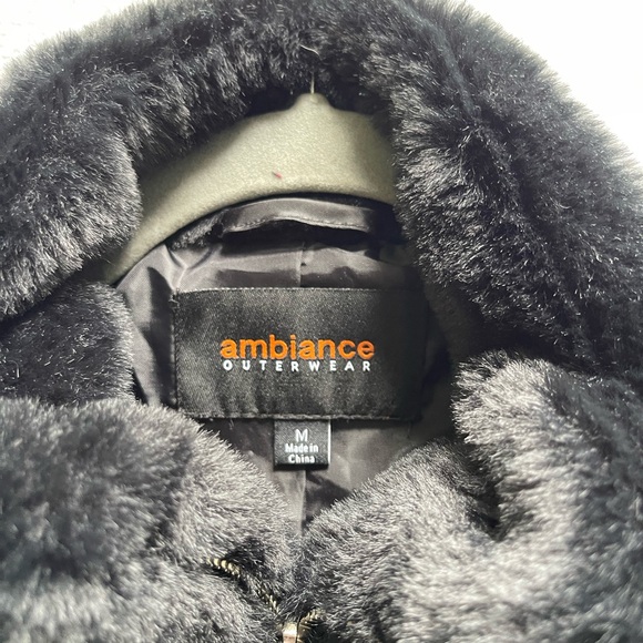 Plush Bomber jacket - Picture 1 of 2